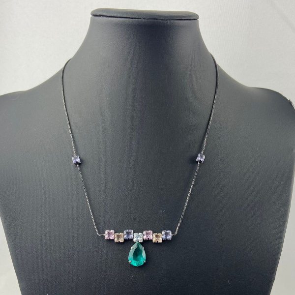 Colar  Com Pedras Coloridas e Gota Verde