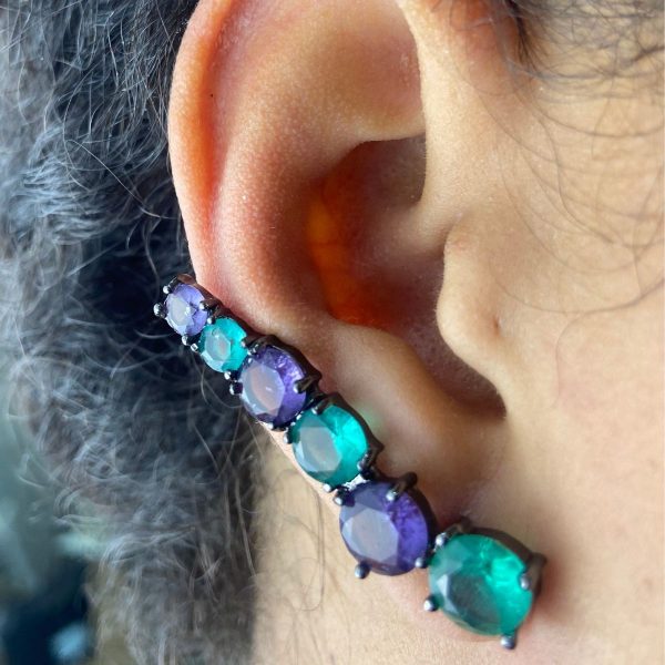 Brinco EarCuff Ródio Negro Com Pedras Roxa e Verde