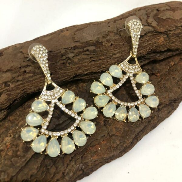 Brinco Tipo Leque Com Pedras e Strass - Imagem 3