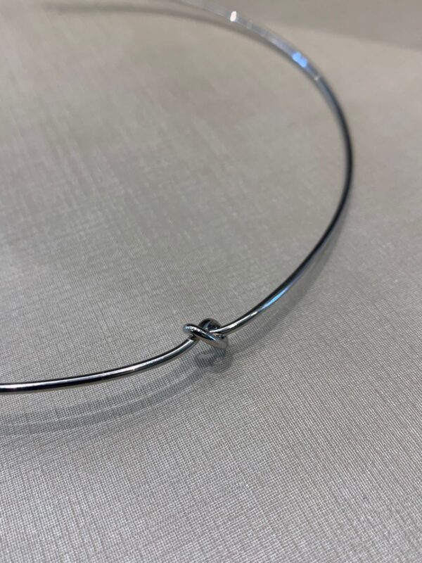CHOCKER RÍGIDA COM DETALHE DE NÓ - Imagem 2