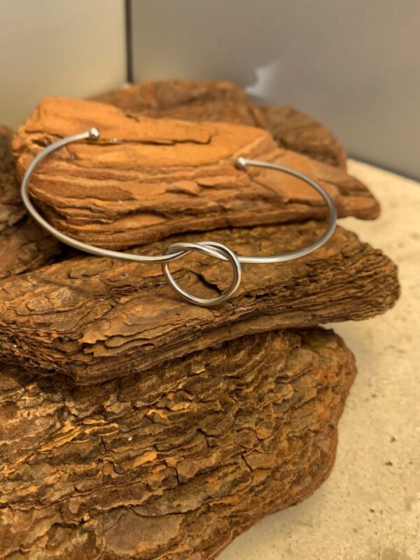 BRACELETE COM DETALHE CIRCULAR