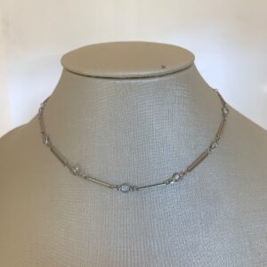 CHOKER PRATA COM FORMATOS RETANGULARES